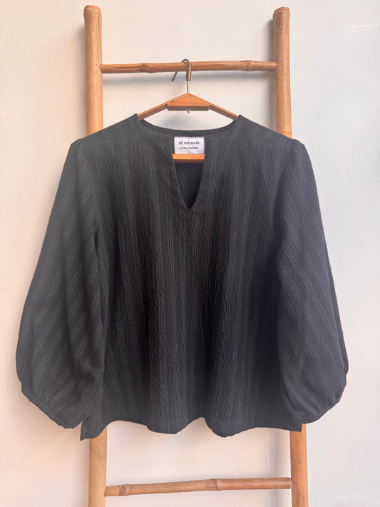 חולצת פאף שחור פס