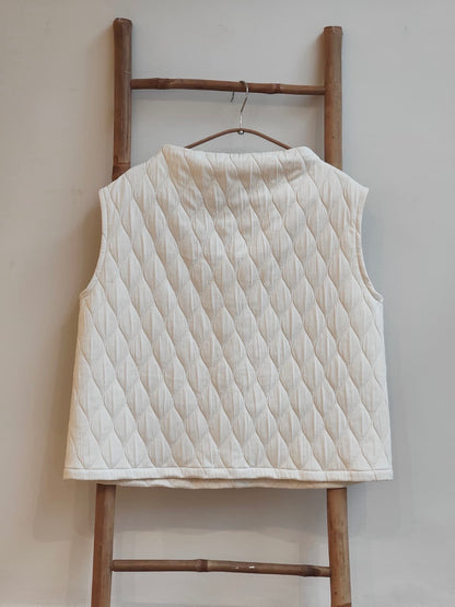 אפודת קווילט שמנת