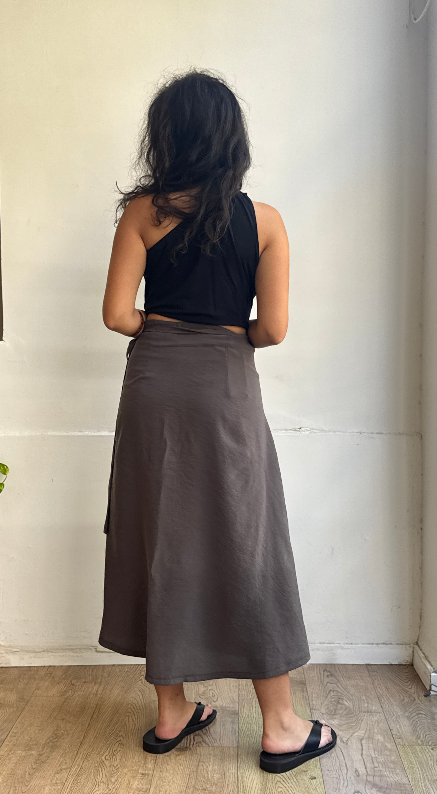 חצאית מעטפת קאפרי