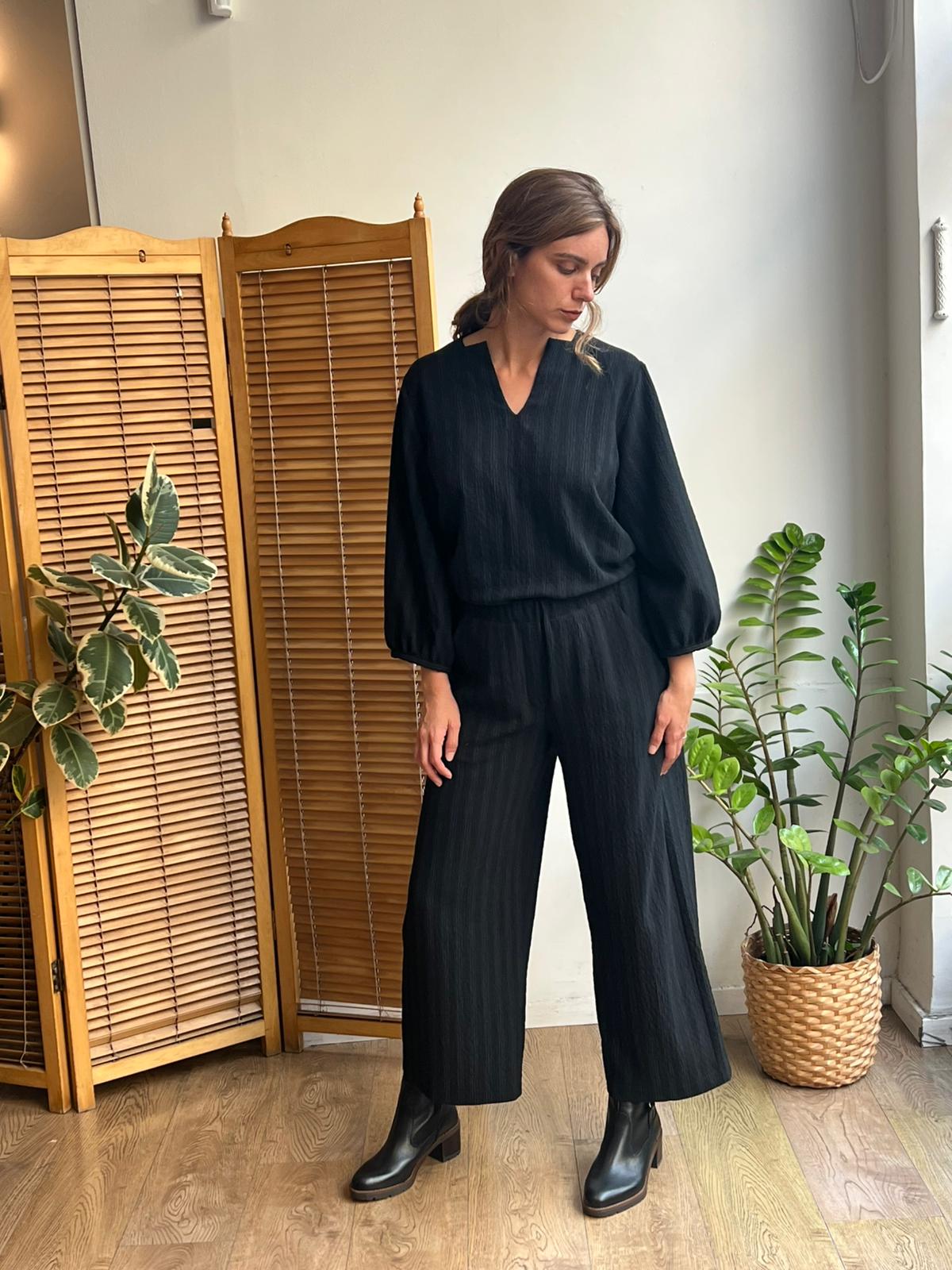 חולצת פאף שחור פס