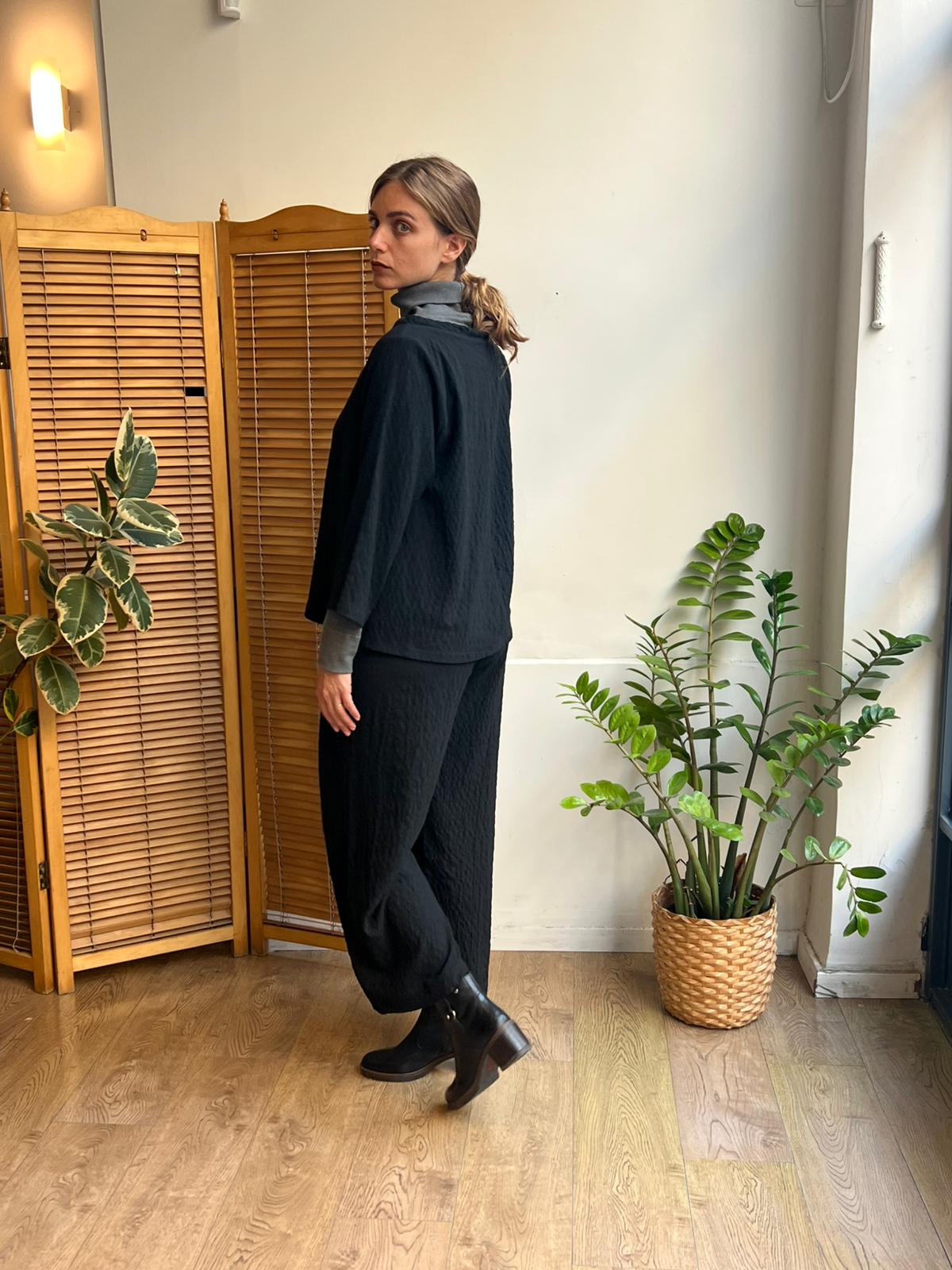 חולצת ניקו שחור