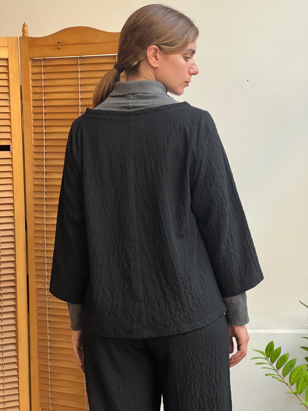 חולצת ניקו שחור