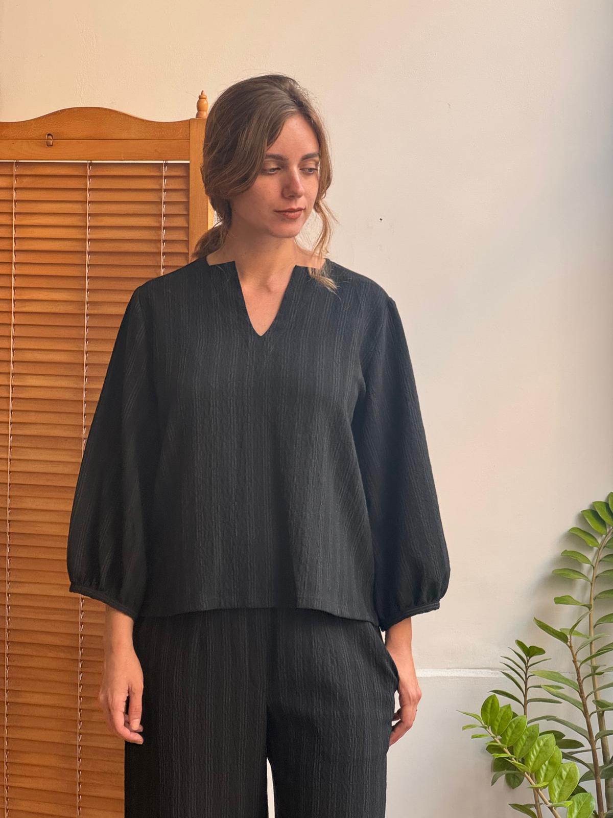 חולצת פאף שחור פס