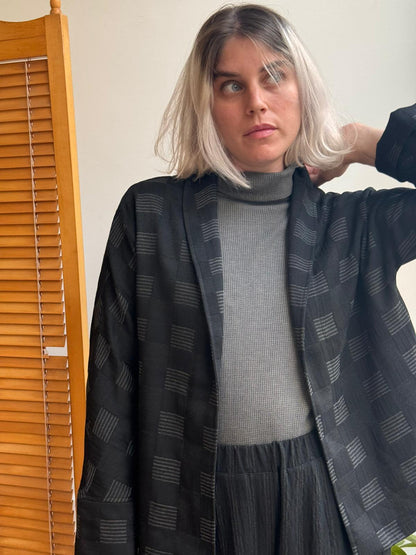 מיני קימונו שחור קוביות