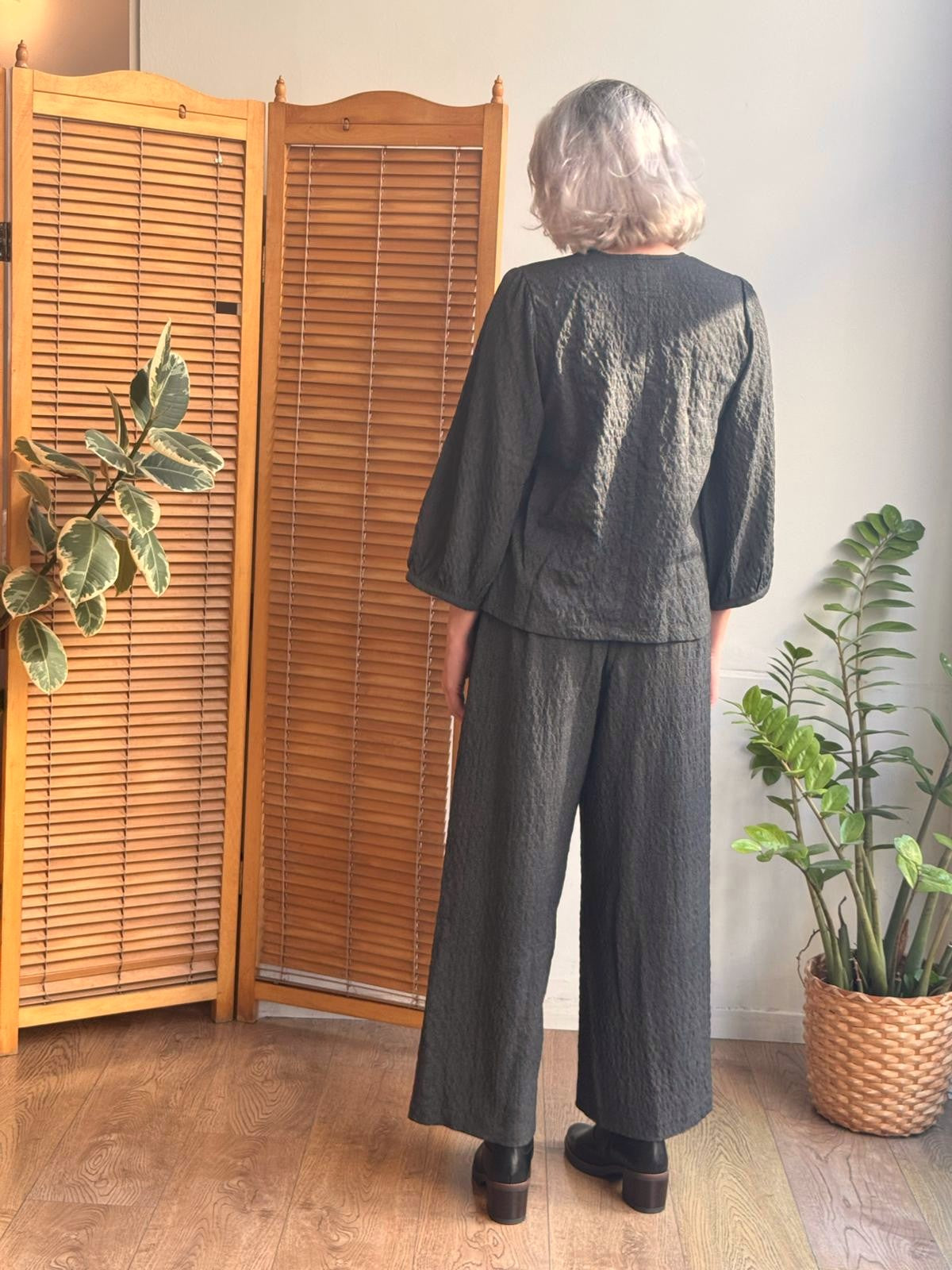 חולצת פאף אפור