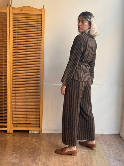 חולצת מעטפת ג'וי חום